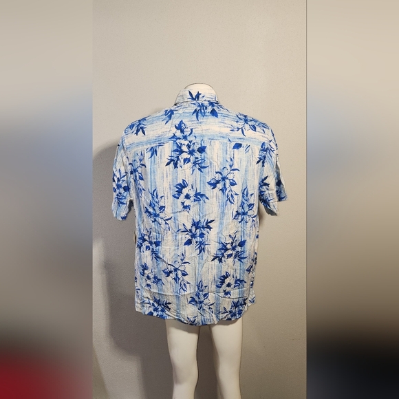 New Paradise Collection Button up Short Sleeve 100% Silk - Picture 3 of 6
